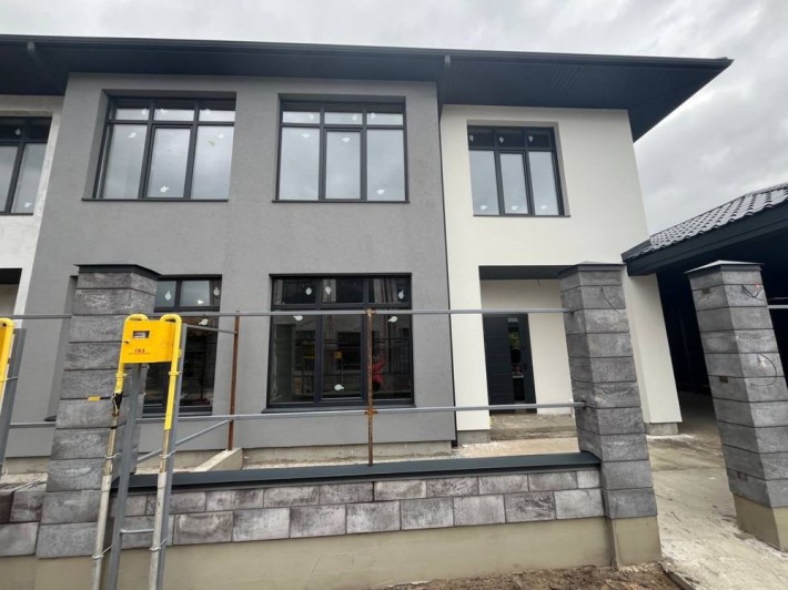 Дуплекс в Білогородці з газом та автонавісом без комісії - фото 1