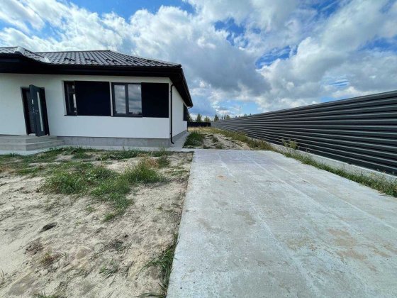 Будинок на 10 сотках землі, майже своя фазенда в 15 км від Києва! Дмитровка