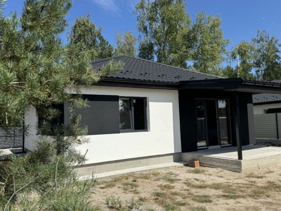 Одноповерховий будинок. Керамоблок. 4,6 сот. Дмитровка