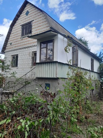 Будинок мощний, кутовий. Ялинка. 8,1 сот. 135 м2, скважина, 380 Вольт - фото 1