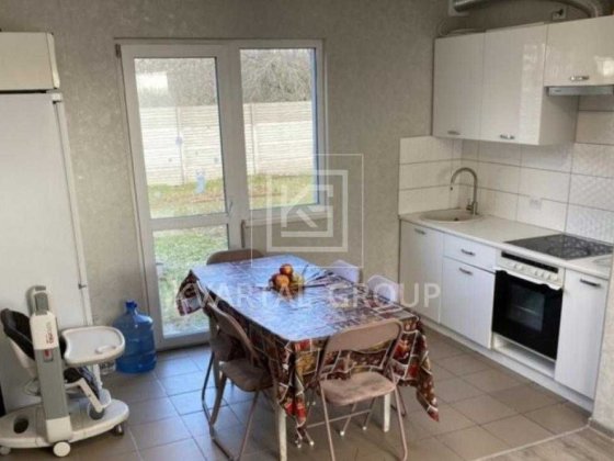 Новий одноповерховий будинок для життя або дачу. Колонщина