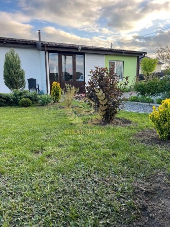 Продаж будинку с. Колонщина, 2 поверхи, 10 соток землі - фото 1