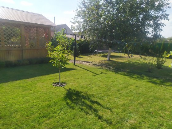 Продам житловий будинок та гостьовий Красиловка