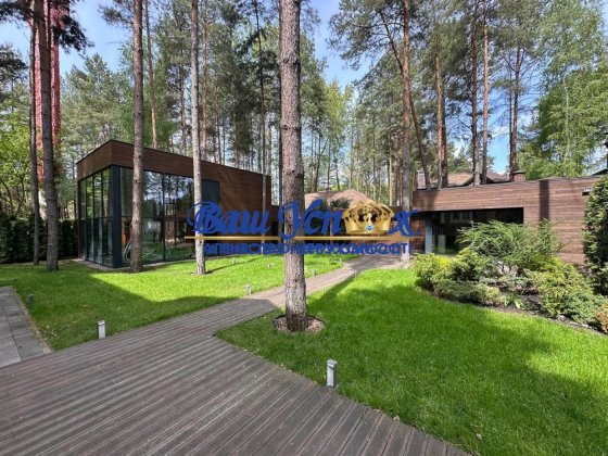 Продажа дома с ремонтом в лесу  . КГ Riviera Village. Лебедевка, Лебедівка