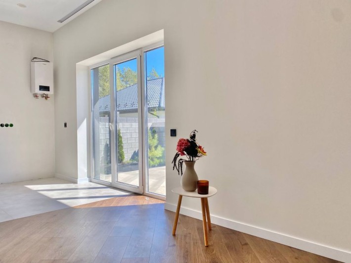 Будинок з ремонтом, Газ, Нове котеджне містечко, ділянка - фото 1