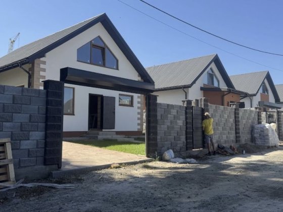 Будинок у котеджному містечку є розтермінування! Михайловка-Рубежовка