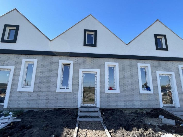 Продаж готових таунхаусів від забудовника - фото 1