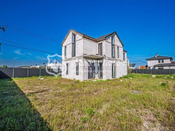 Будинок, 2пов. Під ремонт. КМ «Міжріччя», Вишгородський район Осещина