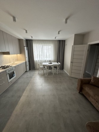 Продаж Таунхаус з ремонтом від Забудовника Петропавлівське лівий берег - фото 1