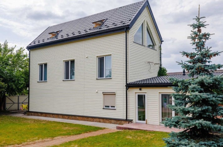 Продам будинок 160 м2 з ремонтом, свій вихід у ліс. Від власника! - фото 1