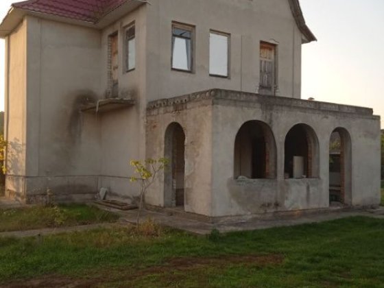 Дача и дачный участок в СТ(Лазурное), С.Процев 40км от Киева Процев