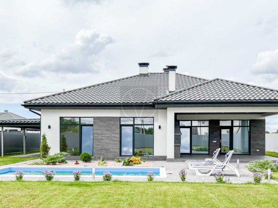 Продаю одноповерховий будинок з ремонтом, Погреби, 4 км від Києва Погребы