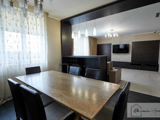 Продаж будинку 4 спальні 220 м2 + ділянка 8,62 соток, КМ Наше Містечко Тарасовка