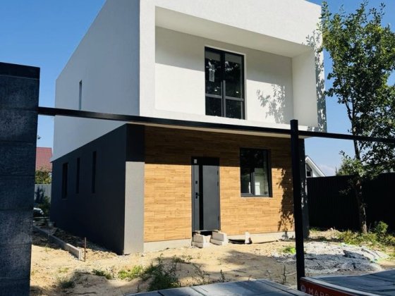 БЕЗ КОМІСІЇ!!!Двоповерховий будинок біля лісу в с. Тарасівка