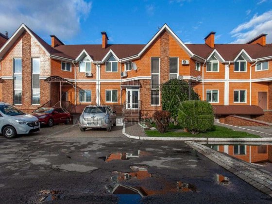 Продажа таунхауса, Чайки, Киево-Святошинский р-н Чайки