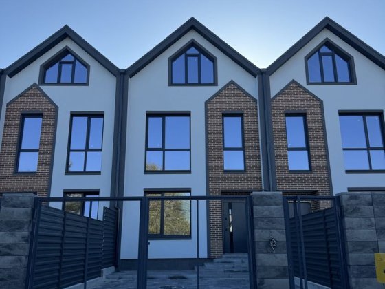 Останній таун в 100м від ЖК Чайка Чайки