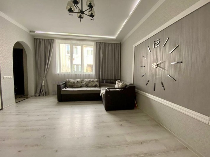 Продам таун хаус в Шевченковому з ремонтом і газом - фото 1