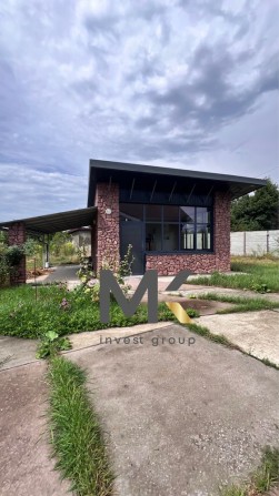 Будинок 350 м² + цоколь 150 м² | 40 соток | Шпитьки - фото 1