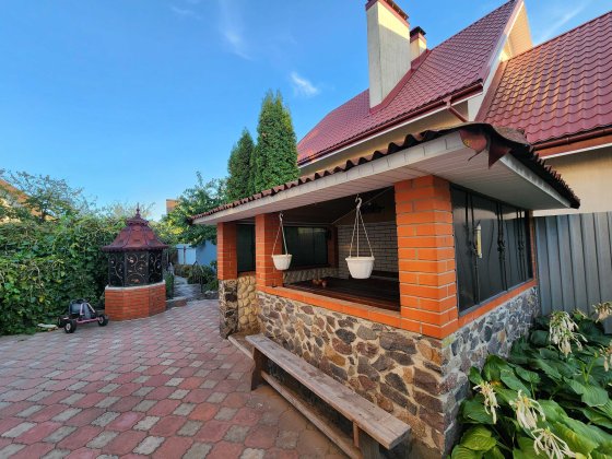 Вітаю! Продам цегляний будинок с. Юрівка_ВітаПоштова, Газ, 2 гаражи. Юровка