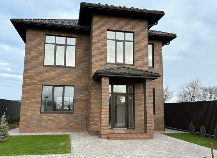 Газ!Продаж сучасного будинку 180 м2 з автонавісом с. Шевченкове!

Проп - фото 1