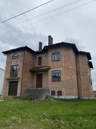 Будинок у передмісті Львова (с. Солонка, бічна Наварійська). - фото 1