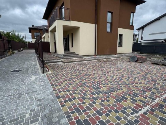 Продаж готового Дюплексу в Солонці.