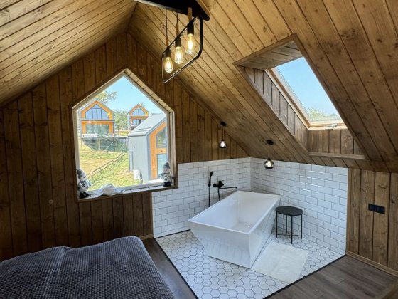 Будинок-БЛЕКАВТ  Вигляд ТОП Брюховичи