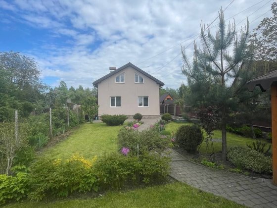 Продаж дачного будинку