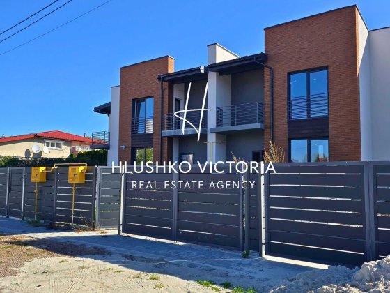 Без комісії! Продаж сучасного котеджу в с. Брюховичі, вул. Підлісна Брюховичи