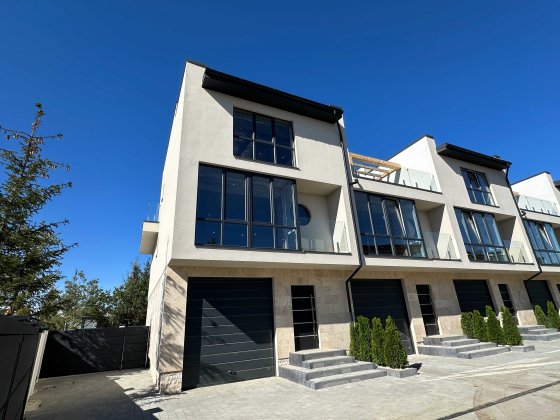 Продається котедж від власника с.Сокільники-вул.Кульпарківська Сокольники