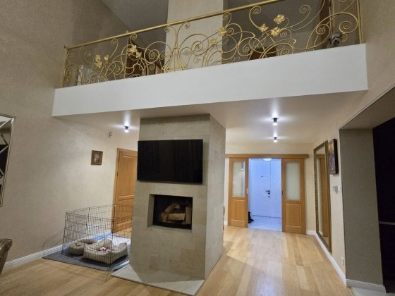 Будинок у Брюховичах район поле чудес Брюховичи