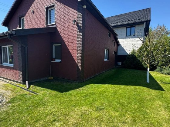 Продаж окремо стоячого будинку с.Солонка (поворот на Жирівку)