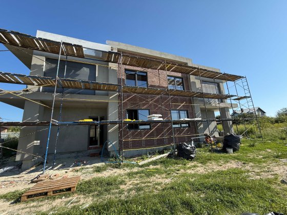 Продаж будинка Пустомити з ділянкою 5 сотих котедж Пустомыты