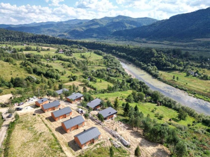 Продаються  котеджі-апартаменти площею 65 м2 у курортному смт.Східниця - фото 1