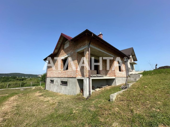 Прода окремостоячого будинку у с. Малехів на пагорбі - фото 1