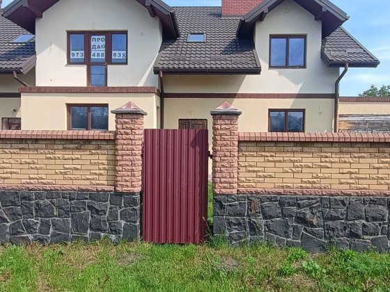 Файний котедж в м. Жовква Жолква