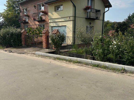 Продається будинок Стебник