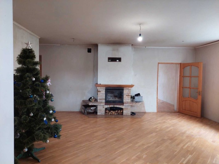 ПРОДАЖ БУДИНКУ 320 м кв. передмістя Трускавеця м Стебник - фото 1