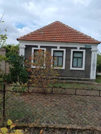 Продаю приміський житловий будинок в смт. Воскресенське 8 км від міста - фото 1