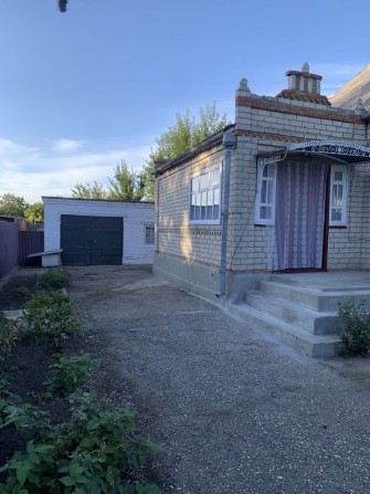 Продам будинок з ділянкою - фото 1