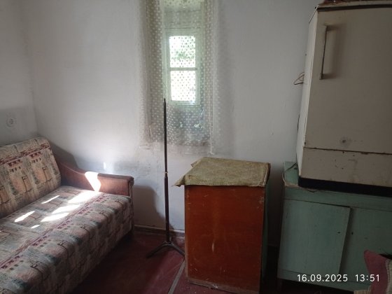 Продам дачу, 6 соток и огород 7 соток. Есть вода, дрова и уголь Кір'яківка