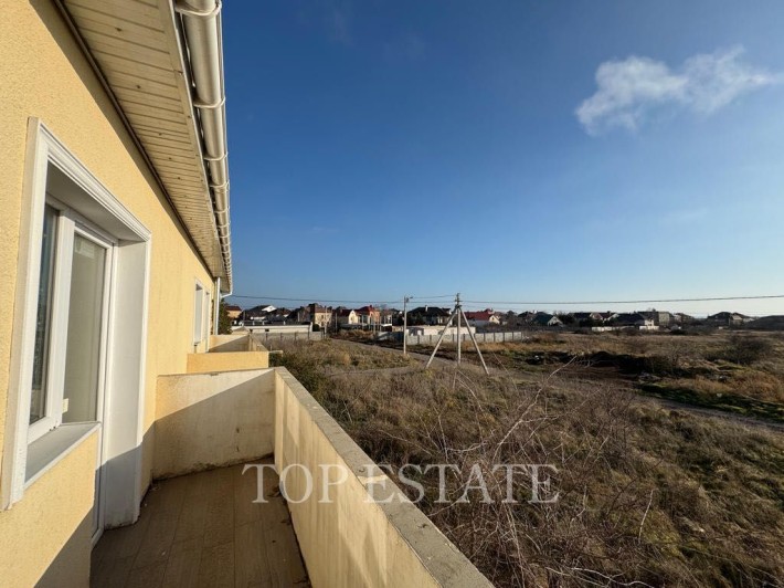 Таунхаус с ремонтом, "Золотая горка"/ Черноморка, ул. Перова, 101.5м2 - фото 1