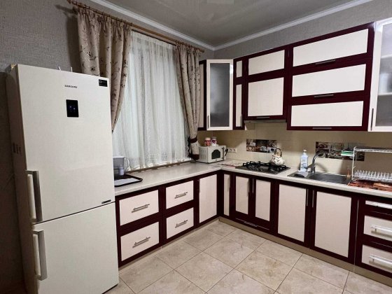 Продам танхауз на улице Заболотного/Сахарова в ЖК "Академический" Крыжановка