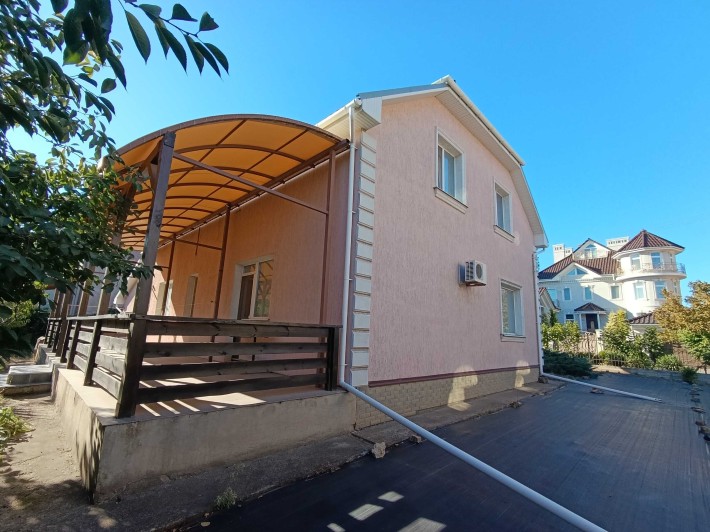 СРОЧНО!Продам капитальный дом в Совиньоне.Двухэтажный на 10сотках.ТОП. - фото 1