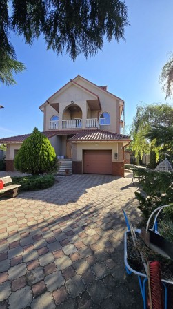 Затишний будинок біля моря в Лісках. - фото 1