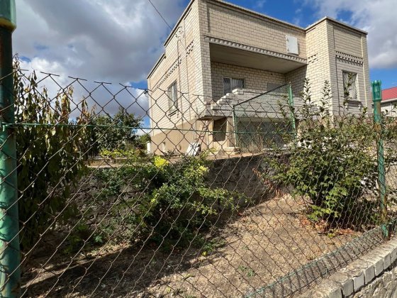 Продаётся дом у озера, пригород Черноморска. Великодолинське