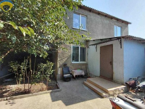 Продам дом на 2 входа с. Великодолинское 15 соток,  150 кв.м., торг Великодолинське