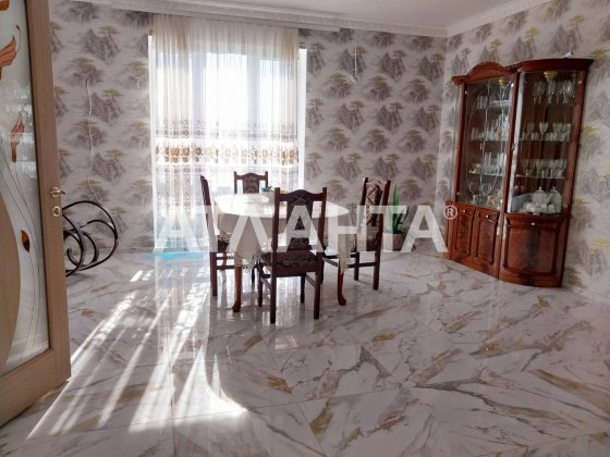 Новой постройки дом в Фонтанке Фонтанка