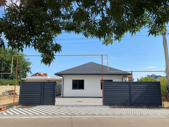 Продам новий будинок в Лісках! Лески