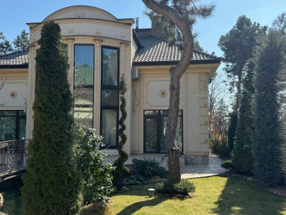 Роскошный дом с видом на море, 315 м², Сосновый берег, уют и стиль Лески